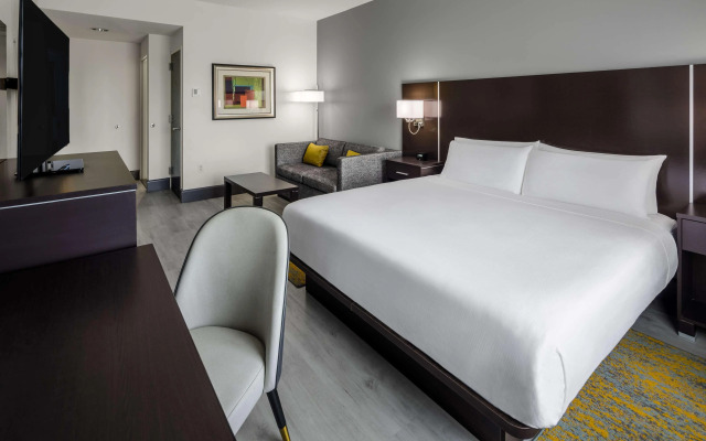 DoubleTree by Hilton Sarasota Bradenton Airport