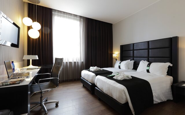 Holiday Inn Genoa City by IHG