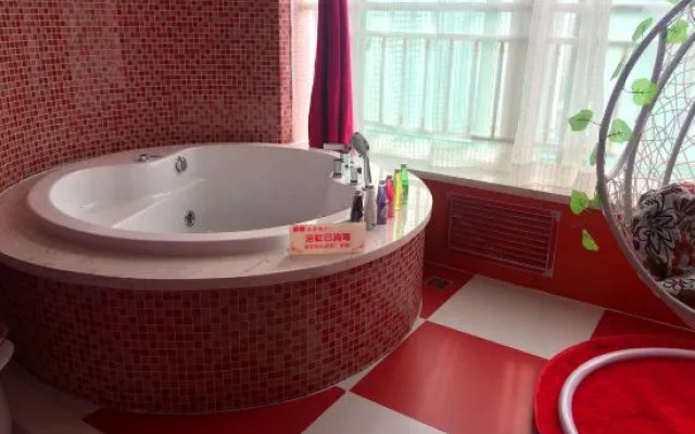Yinhe Theme Apartment (Taiyuan Shimao Shop)