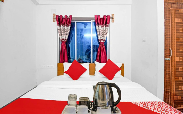 OYO 87562 Amar Raj Vista