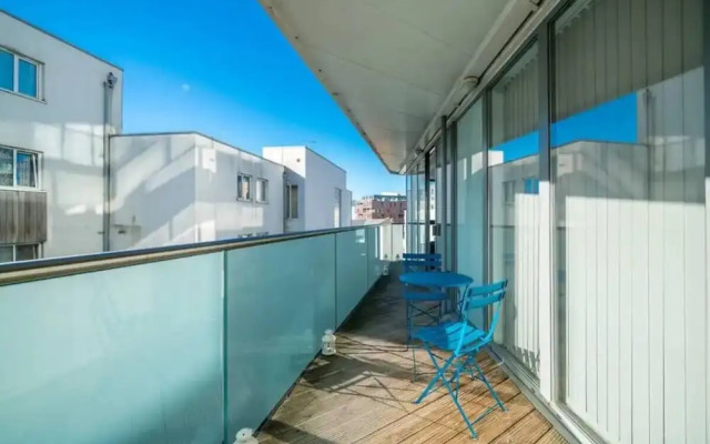 JOIVY Delightful 1BR flat w/ balcony