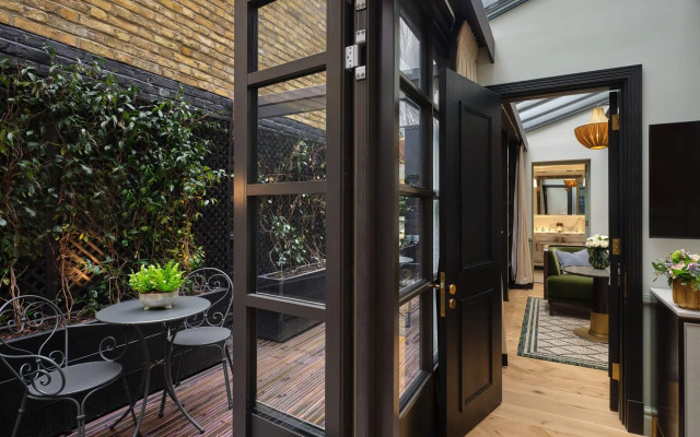 The Mayfair Townhouse – an Iconic Luxury Hotel