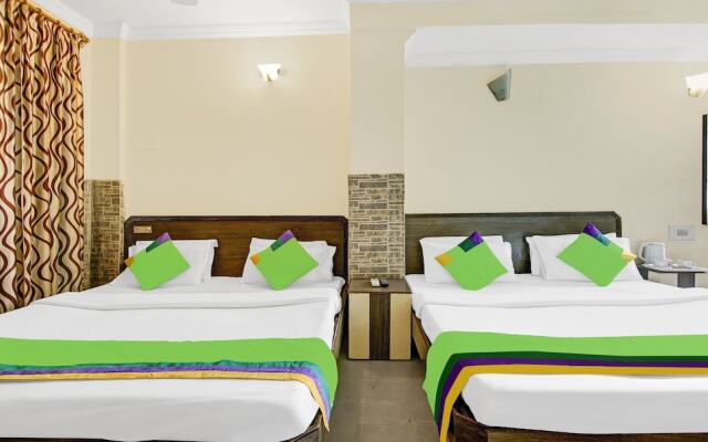 Itsy Hotels Amrita Raghunath Bazaar Jammu