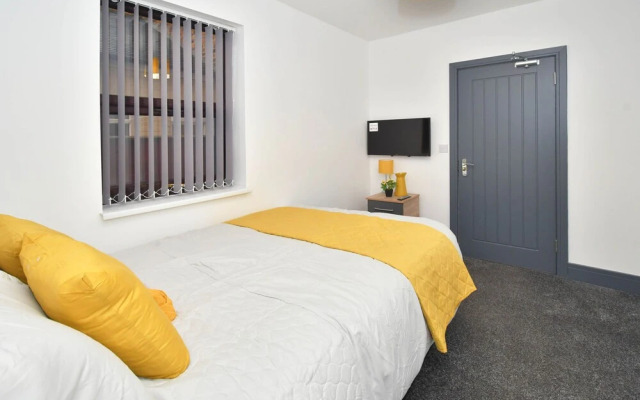 Townhouse @ Princes Road Stoke