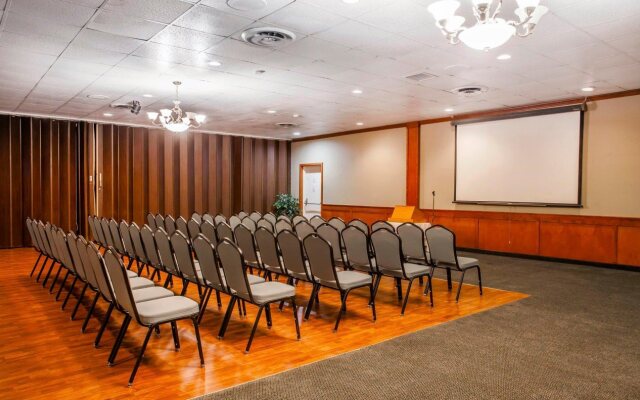 Red Lion Hotel & Conference Center Ellensburg