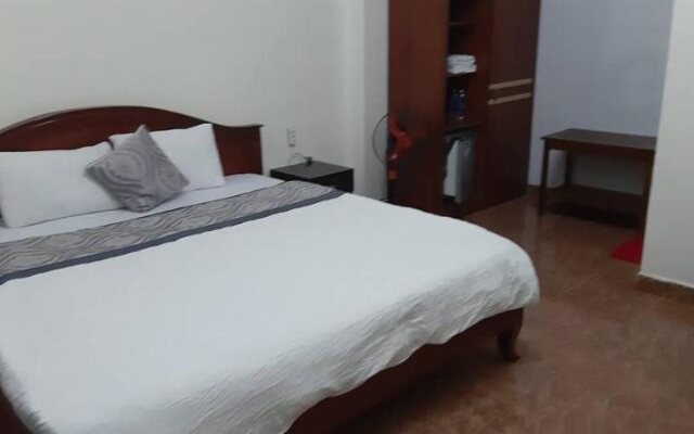 M  T Hotel