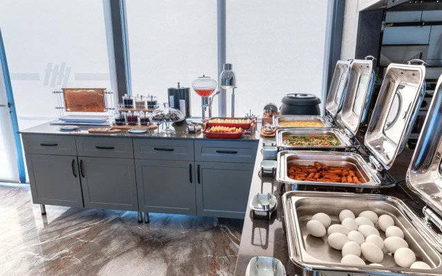 Csk The Halich Port Istanbul