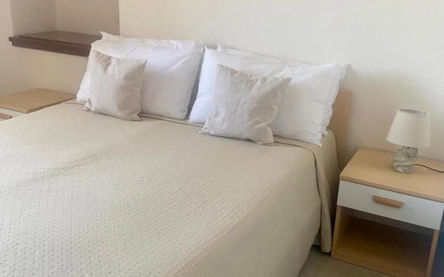 Lollis Corner La Muddizza