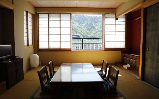 Kinugawa Club Hotel Kinsenkaku