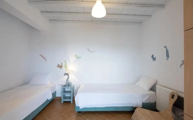 Dreamscape 3-Bedroom Mykonos Hideaway