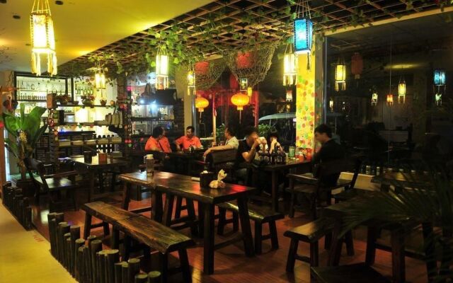 Danxia Impression Chain Inn