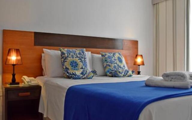 Giuseppe Hostal  Suites