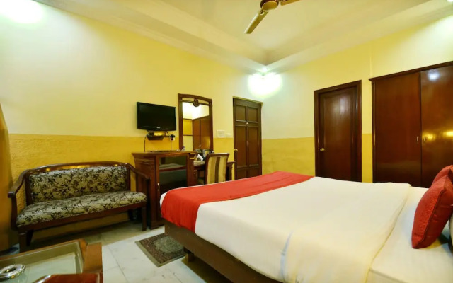 OYO 7219 Corporate Inn