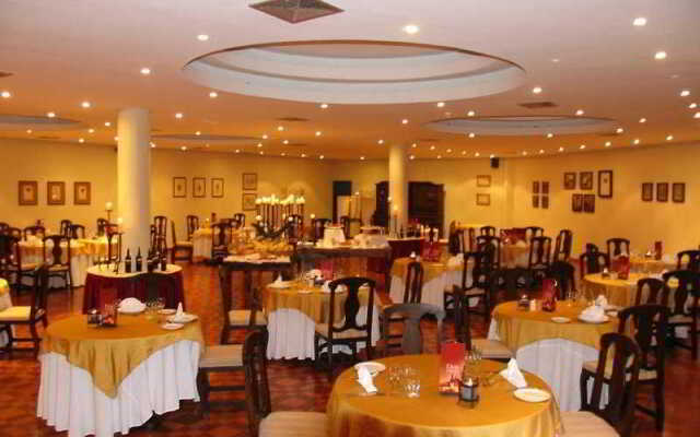 Costa Caribe Beach Hotel & Resort
