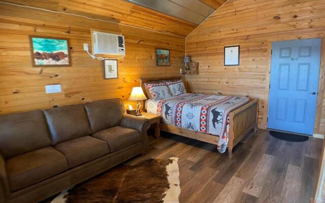 Walnut Canyon Cabins