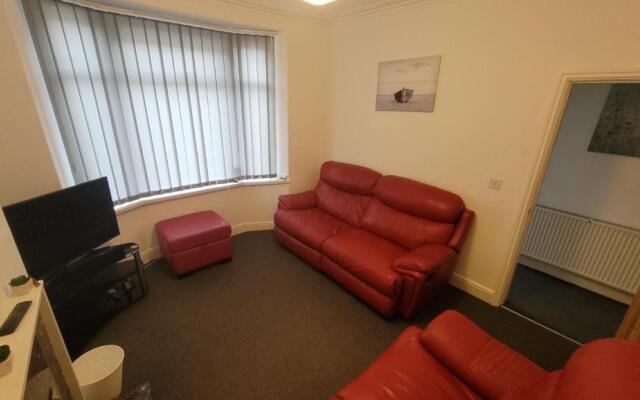 The Lawrence, 2 Bedroom Victorian House