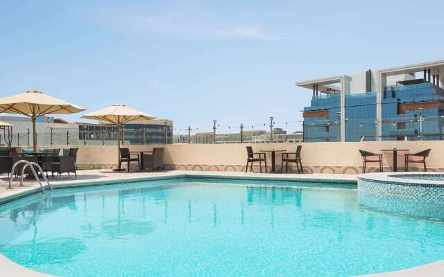 Howard Johnson Plaza By Wyndham Dubai Deira