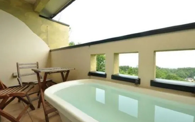 Tsukiyado Luck Hotel