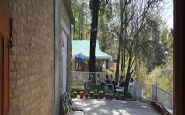 Romeo Hotel Murree