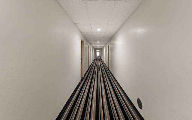 Red Lion Inn & Suites Gretna - Omaha SW