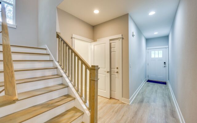 Pet-friendly Townhome, 1 Mi to Southbank Riverwalk