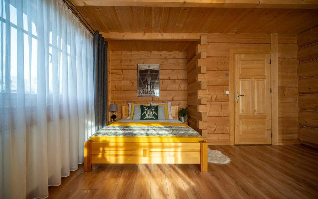 Apartamenty Willa Olsza - wood house & mountain view