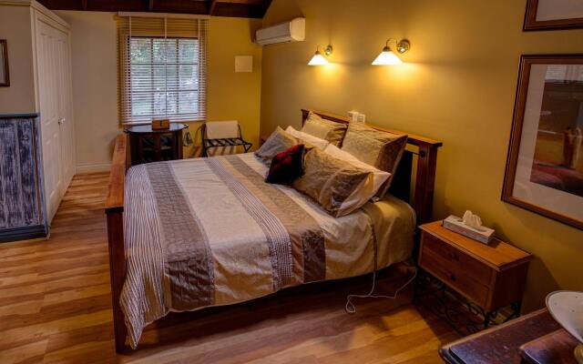 Trawool Cottages and Farmstay