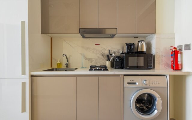 Nasma Holiday Homes - Azizi Riviera