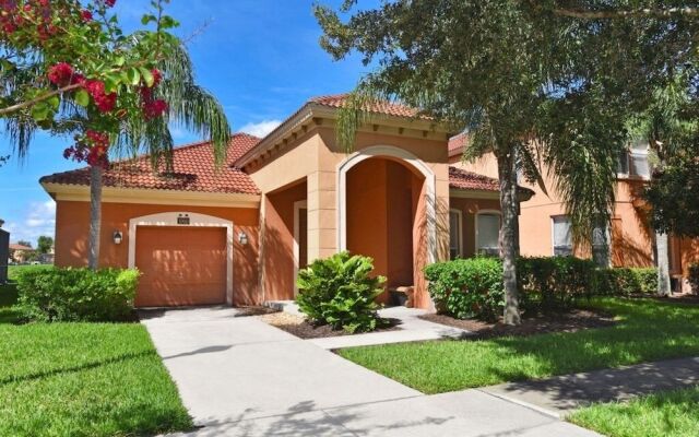 Villa Marcello 4 Bedroom Home by RedAwning