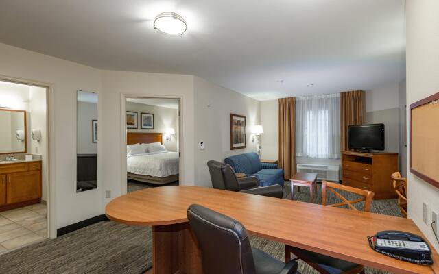 Candlewood Suites Downtown by IHG