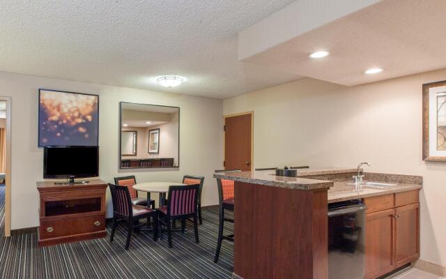 Sonesta Suites Dallas Park Central