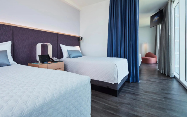 Universal's Aventura Hotel