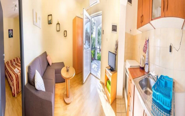 Apartments Vlahusi'c