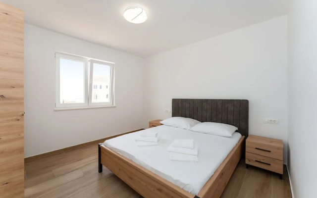 Deluxe Apartment Rita 5