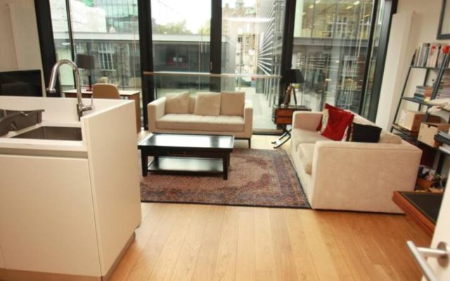 Modern 1 Bed In The Iconic Quartermile Area