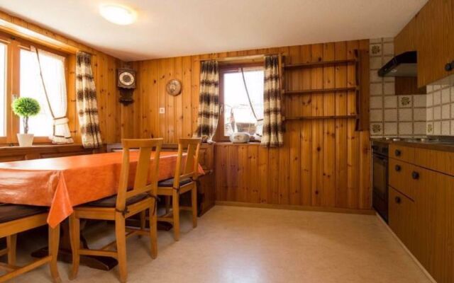 Apartment Zur Post Saas-Almagell 19601