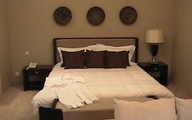 Eight Reedbuck Hotel