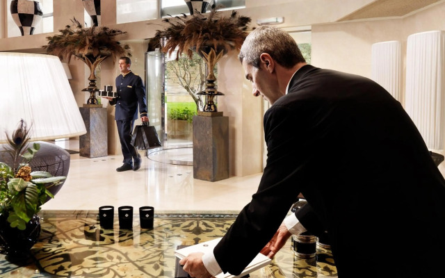 Divani Escape- Adults only