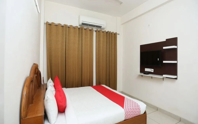 Saharan's Homes By OYO Rooms