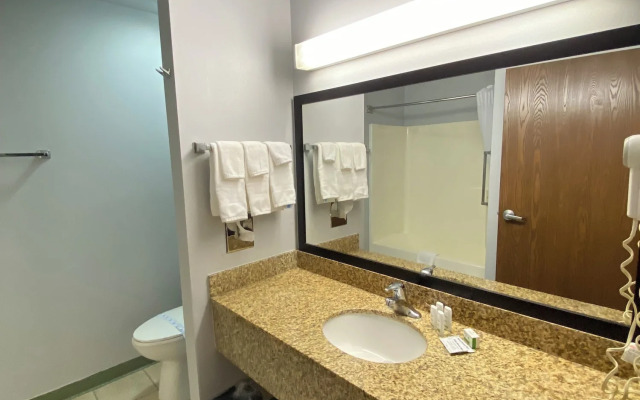 Tombstone Grand Hotel A Baymont By Wyndham