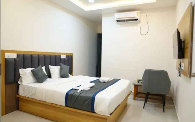 Hotel Vamshi Elite