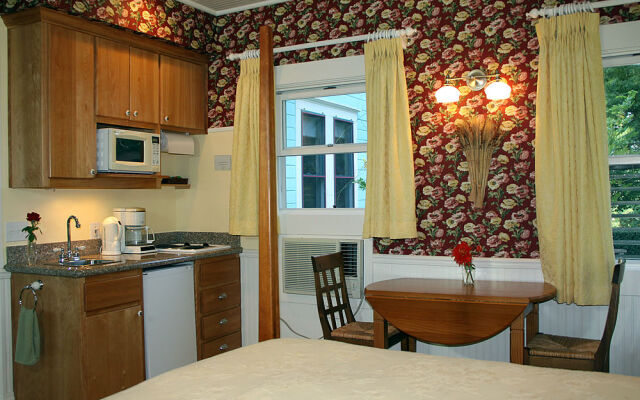 Case Ranch Inn