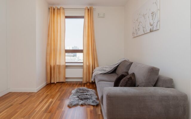 LUX Warsaw Apartment by Renters