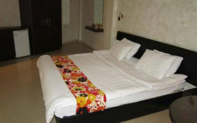 Aphamia Hotel