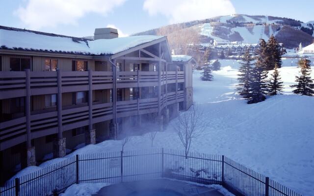 All Seasons Condominiums by All Seasons Resort Lodging