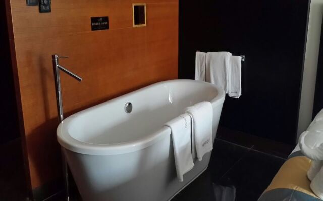 Liyang Hentique Resort & Spa Villa