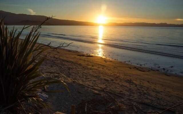 Pohara Beach Top 10 Holiday