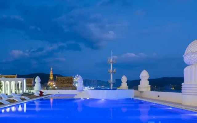 Cloud Man Road Santorini Riverview Resort (Gaozhuang Xishuangjing Xingguang Night Market) – Pool – Xishuangbanna