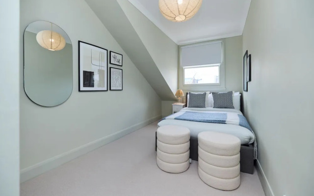 Finsbury Park Two-Bed Split-Level Flat