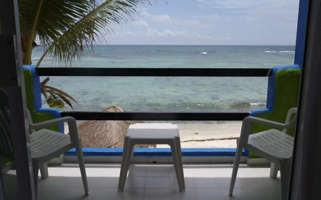 Del Sol Beachfront Hotel and Condos